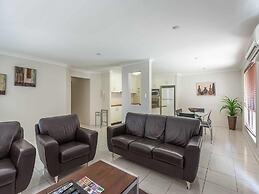 Annand Mews Serviced Apartments