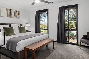 Yarra Gables