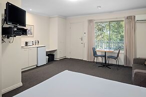 Yarra Gables