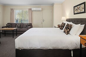 Yarra Gables