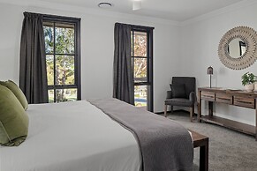 Yarra Gables