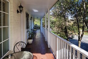 Yarra Gables
