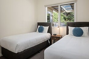 Yarra Gables