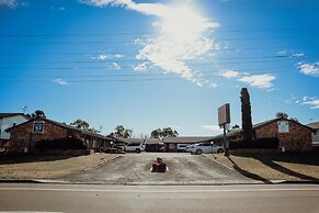 Denman Motor Inn