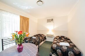 Jacaranda Place Motor Inn
