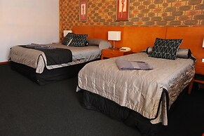 Horsham Mid City Court Motel