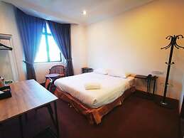 REGALODGE HOTEL & SPA