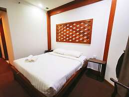 REGALODGE HOTEL & SPA