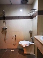 REGALODGE HOTEL & SPA