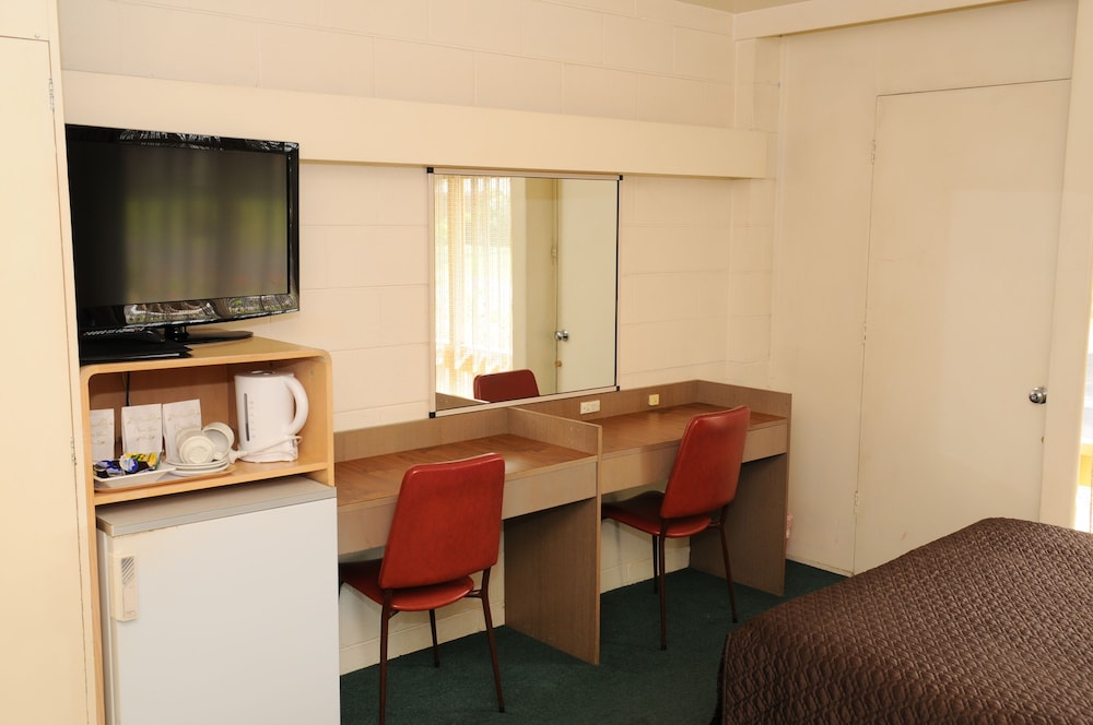 The Peninsula Motor Inn