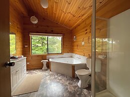 Silver Ridge Retreat