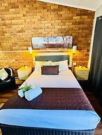 Downs Motel