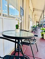 Downs Motel
