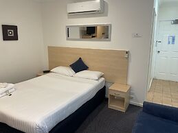 Lakeview Motor Inn