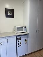 Lakeview Motor Inn