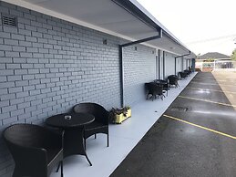 Lakeview Motor Inn