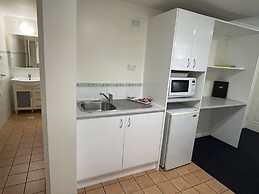 Lakeview Motor Inn