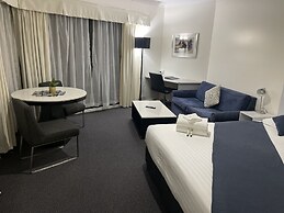 Lakeview Motor Inn