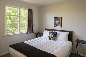 U Studios Masterton, SureStay Collection by BW