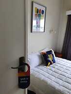 U Studios Masterton, SureStay Collection by BW