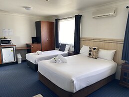 Timbertown Motel