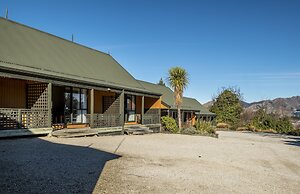 Alpine Garden Motel