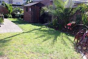 Hawthorn Holiday House
