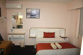 Bradman Motor Inn