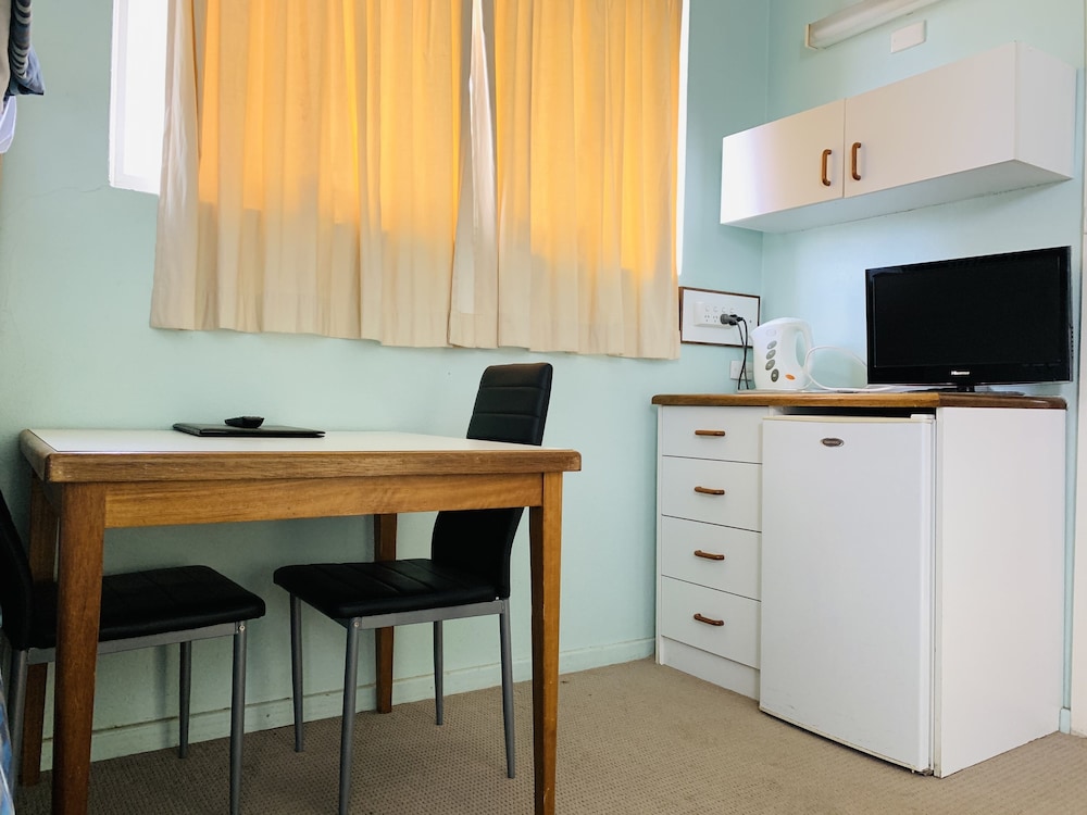 Bradman Motor Inn