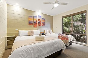 Sandbar Motel