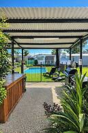 Batemans Bay Holiday Park - Hostel