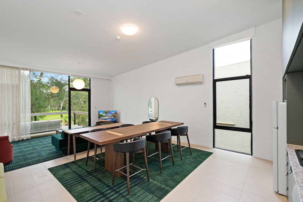 Eden Oak Geelong