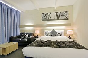 Castle Creek Motel