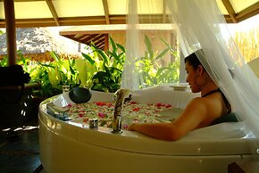Crystal Paradise Resort, Spa & Winery
