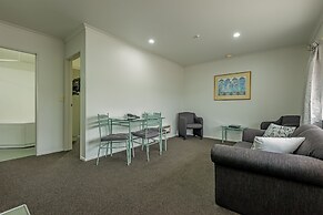 Camelot Motor Lodge