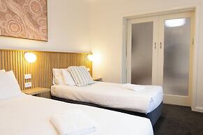 High Street Motel