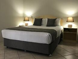Rocky Gardens Motor Inn