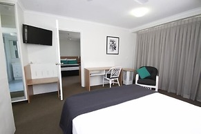 Darcy Arms Motel