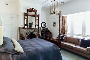 Lindsay House Guesthouse