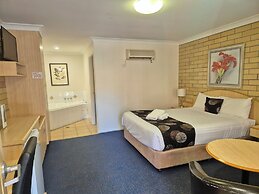 Cotswold Motor Inn