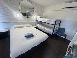 Mayfield Motel