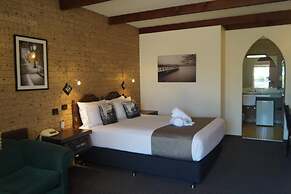 Bell Tower Motor Inn