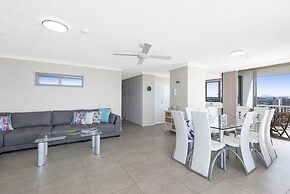 Carool Apartments