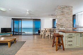 Carool Apartments
