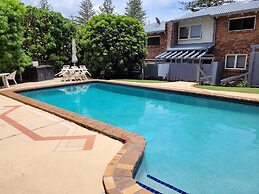 Carool Apartments