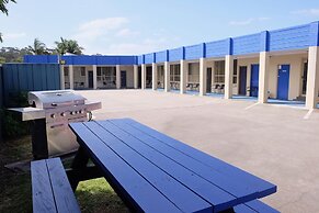 Bamboo Motor Inn