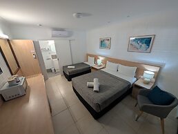 Moffat Beach Motel Caloundra
