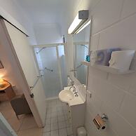 Moffat Beach Motel Caloundra