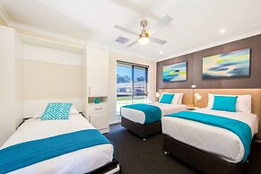 Howlong Golf Resort