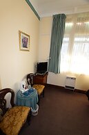 Orana House
